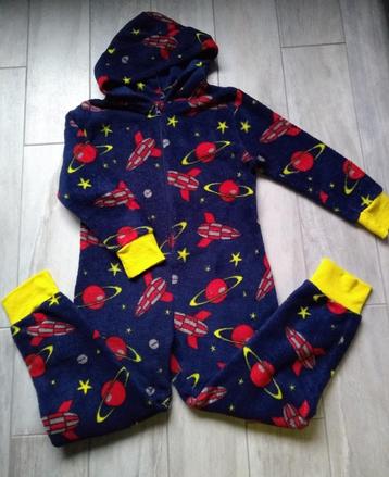 ★ M134 - Onesie space beschikbaar voor biedingen