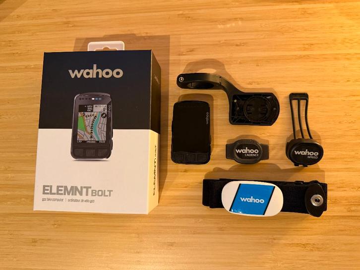 Wahoo Elemnt Bolt 2 met Hartslag, Cadans & Snelheidsensor, Fietsen en Brommers, Fietsaccessoires | Fietscomputers, Zo goed als nieuw