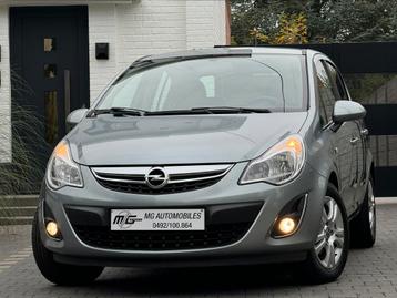 OPEL CORSA 1.2 ESS - BOITE AUTO - 150 YEARS ANS! **36000KM** disponible aux enchères