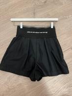 Alexander Wang short zwart maat 4 in perfecte staat 540€ New, Enlèvement ou Envoi, Comme neuf, Noir