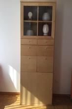 Ikea kast, combinatie opberg/ vitrine met verlichting, 25 à 50 cm, Comme neuf, Enlèvement, Autres essences de bois