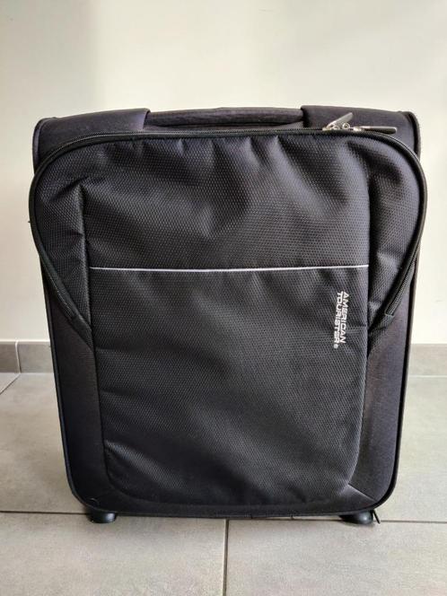 Reistrolley, Handtassen en Accessoires, Koffers, Zo goed als nieuw, Zacht kunststof, Minder dan 50 cm, 35 tot 45 cm, Uitschuifbare handgreep