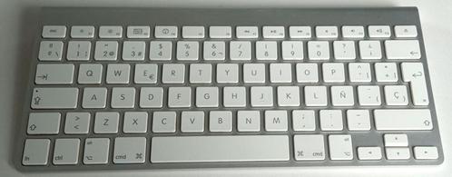 Clavier Apple Qwerty Alu A1314 Fr, Computers en Software, Toetsenborden, Gebruikt, Qwerty, Draadloos, Ophalen of Verzenden