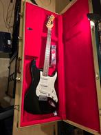 Elektriche gitaar zwart , merk Stagg, Muziek en Instrumenten, Snaarinstrumenten | Gitaren | Elektrisch, Ophalen, Zo goed als nieuw