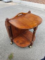 Vintage bijzettafel op wieltjes merk Selva, Ophalen