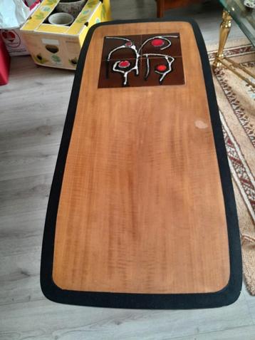 Table basse année 70 beschikbaar voor biedingen