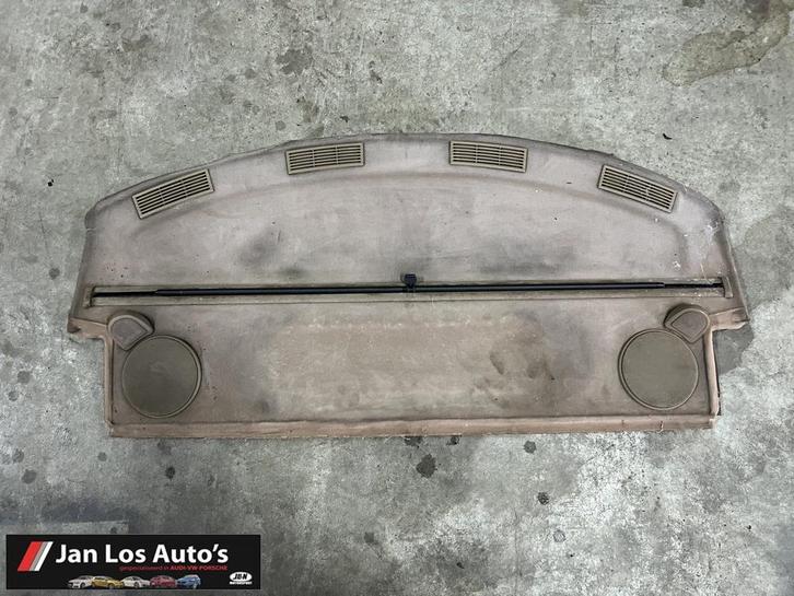 Audi V8 / 100 typ 44 C3 hoedenplank met orginele zonnerollo, Auto-onderdelen, Interieur en Bekleding, Audi, Gebruikt, Herkomst onderdeel bekend