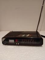 Radio réveil portable vintage AM/FM., TV, Hi-fi & Vidéo, Comme neuf, Enlèvement ou Envoi