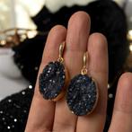 Boucles d'oreilles en pierre noire naturelle  plaqué or 14k, Bijoux, Sacs & Beauté, Boucles d'oreilles, Neuf, Enlèvement ou Envoi