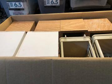 Nestkastjes 12 st 3srt van parket hout bruin doos 2 beschikbaar voor biedingen