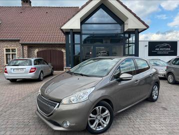 Peugeot 208 1.6E-HDI Allure 2013 64.000km Automaat Navi  beschikbaar voor biedingen