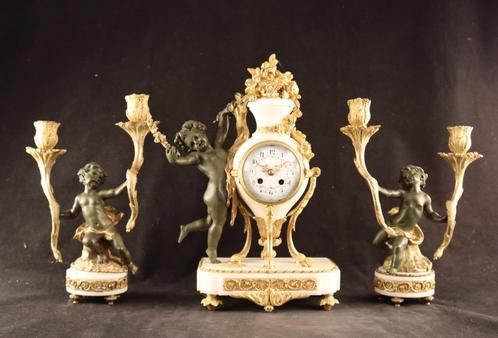 Antiek bronzen klokstel met putti, Antiek en Kunst, Antiek | Klokken, Ophalen of Verzenden