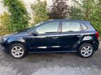 Volkswagen Polo 2011 zwart diesel, Auto's, Volkswagen, Euro 5, Stof, Zwart, Particulier