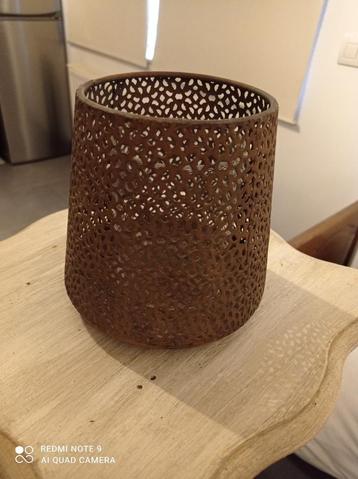 Kaarsenhouder van metaal en glas beschikbaar voor biedingen