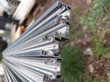 Spanningsrail +/- 23 meter beschikbaar voor biedingen