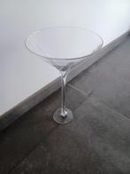 Vaas op voet  40 cm hoog, Huis en Inrichting, Woonaccessoires | Vazen, Ophalen of Verzenden