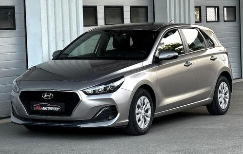 Hyundai i30 1.4/Benzine/Carplay/Camera/Airco/Euro6d/Garantie, Auto's, Hyundai, Bedrijf, Te koop, i30, ABS, Airbags, Airconditioning