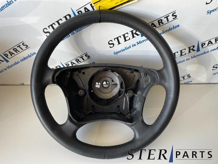 Volant d'un Mercedes E-Klasse, Autos : Pièces & Accessoires, Commande, Mercedes-Benz, Neuf, 12 mois de garantie, Enlèvement ou Envoi