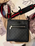 Sacoche gucci messenger, Handtassen en Accessoires, Overige Accessoires, Ophalen, Zo goed als nieuw