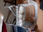 Vintage rotan stoel, Huis en Inrichting, Stoelen, Ophalen, Gebruikt, Wit, Riet of Rotan
