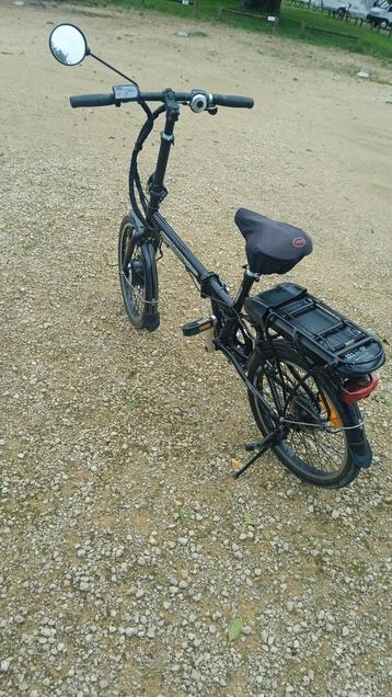 Vélo électrique pliable en état de marche a prix négociable 