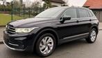 Volkswagen Tiguan 1.4 eHybrid OPF DSG ACTIVE, Auto's, Automaat, Zwart, 4x4, Tiguan