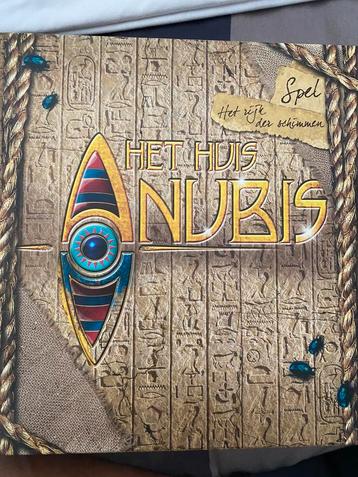 Het huis anubis: rijk der schimmen spel beschikbaar voor biedingen