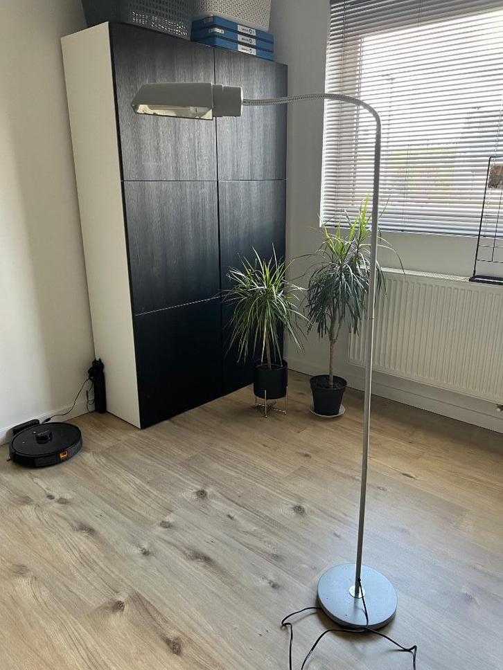 Uv-lamp papegaaien en vogels, Dieren en Toebehoren, Vogels | Hokken en Kooien, Zo goed als nieuw, Aluminium, Ophalen