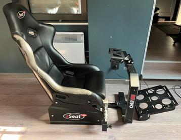 Professionele sim racing rig en seat disponible aux enchères