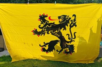 Beau grand drapeau lion flamand 300 x 200 cm., Enlèvement ou Envoi, Utilisé