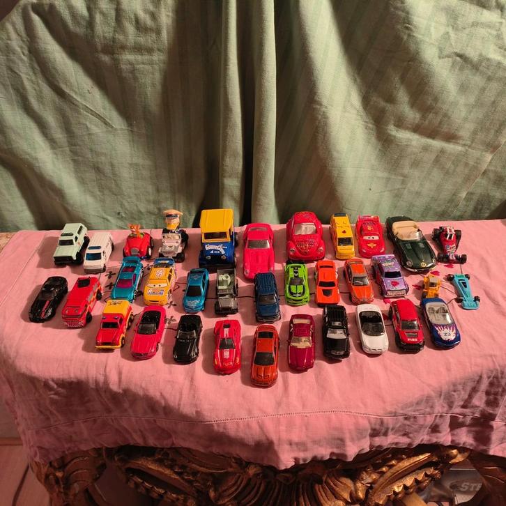 Lot speelgoedautootjes (49 stuks) + 2 brommers, Kinderen en Baby's, Speelgoed |Speelgoedvoertuigen, Gebruikt, Ophalen