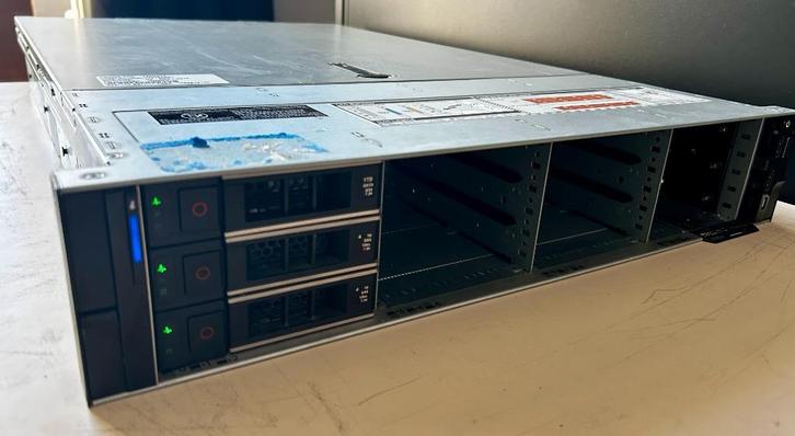 Dell PowerEdge R740XD - 2 x Silver 4114 - 64GB RAM - 9TB HDD, Computers en Software, Servers, Gebruikt, 2 tot 3 Ghz, 128 GB, Hot swappable onderdelen