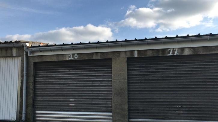 Garage box à louer, Immo, Garages en Parkeerplaatsen, Charleroi
