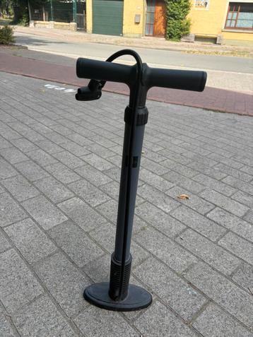Fietspomp HEMA beschikbaar voor biedingen