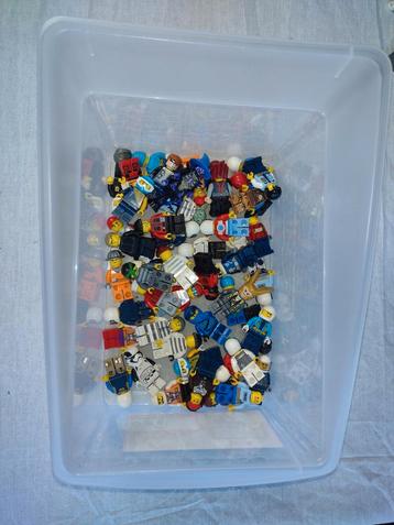 50 x LEGO minifig minifiguren city ninjago star wars beschikbaar voor biedingen