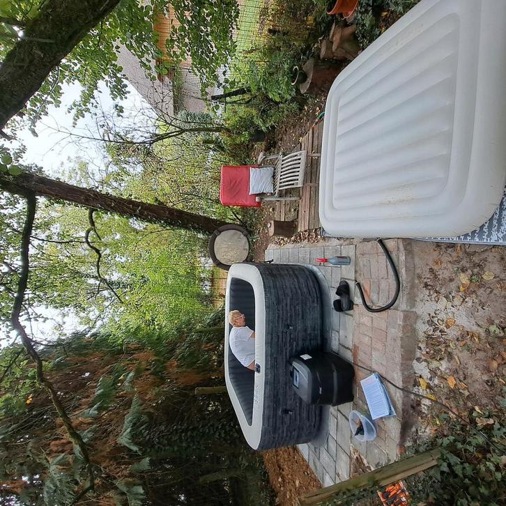 Intex PureSpa Jet & Bubble Deluxe Greystone opblaasbare spa, Tuin en Terras, Bubbelbaden en Hottubs, Zo goed als nieuw, Ophalen