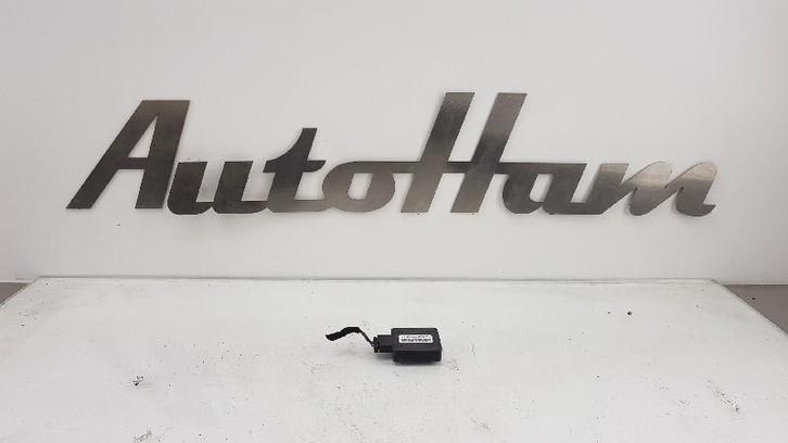 GPS ANTENNE Ford Fiesta 6 (JA8) (01-2008/01-2018), Auto-onderdelen, Elektronica en Kabels, Ford, Gebruikt