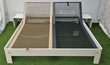 Auping Auronde Handverstelbaar Bed 180x210cm+Bijzettafeltjes beschikbaar voor biedingen