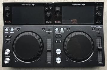 2 x Pioneer XDJ 700 tabletop usb mediaspeler samen 1075 euro beschikbaar voor biedingen