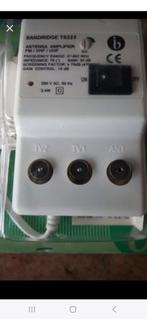 Amplificateur 2 voies pour antenne TV, Enlèvement ou Envoi, Comme neuf