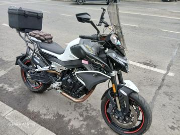 CF moto 800 NK, Plus de 35 kW, 800 cm³, Quickshifter, 2 cylindres