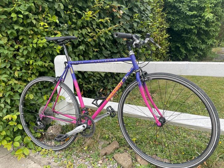 Peugeot Criterium Vintage Route guidon droit velotaf, Vélos & Vélomoteurs, Vélos | Vélos de course, Utilisé, Hommes, Autres marques