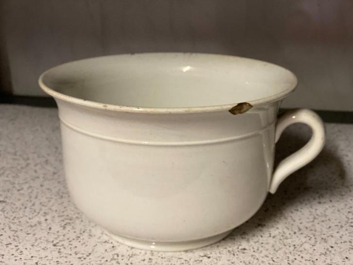 Porseleinen nachtpot/po La Faïncerie St. Ghislain, Antiek en Kunst, Antiek | Porselein, Ophalen