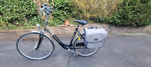 BATAVUS NEDERLANDSE DAMESFIETS, Fietsen en Brommers, Fietsen | Dames | Damesfietsen, Batavus, Versnellingen, Ophalen