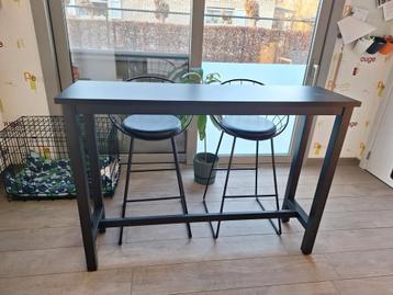 Bijzetmeubel, keukenbijzetmeubel, bartafel en stoelen beschikbaar voor biedingen