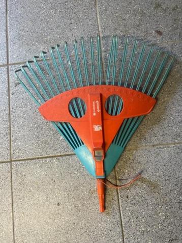 GARDENA Combisystem Bladhark Hark vrijwel nieuw (ZEMST) beschikbaar voor biedingen