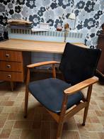 Jaren 70 bureau met authentieke stoel, Huis en Inrichting, Bureaus, Ophalen, Bureau