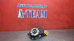 FUSEE RECHTS VOOR Opel Combo (Corsa C) (01-2001/02-2012), Gebruikt, Opel
