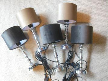 5  x nachtlampje / tafellamp - assorti beige + zwart - Nieuw beschikbaar voor biedingen