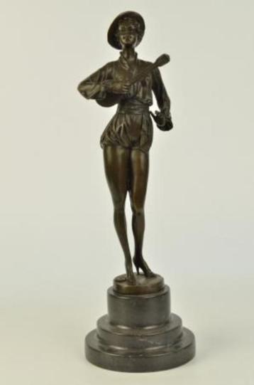 MILO bronzen beeld "De mandoline speler" H: 39 cm . beschikbaar voor biedingen